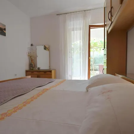Apartment Radojka *